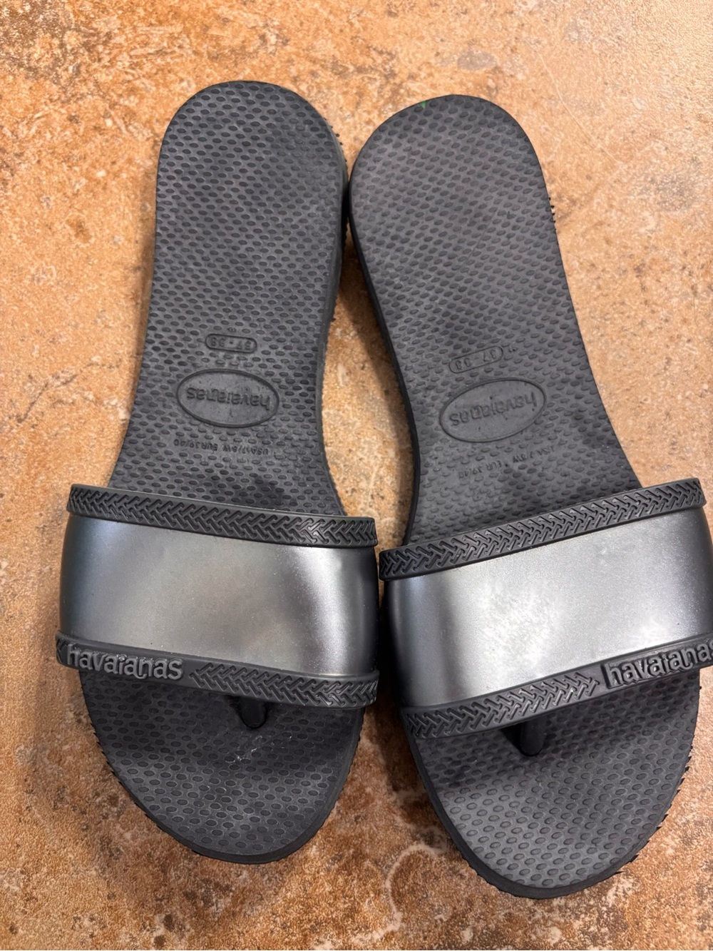 Havaianas Metallic Charcoal Slide Sandals